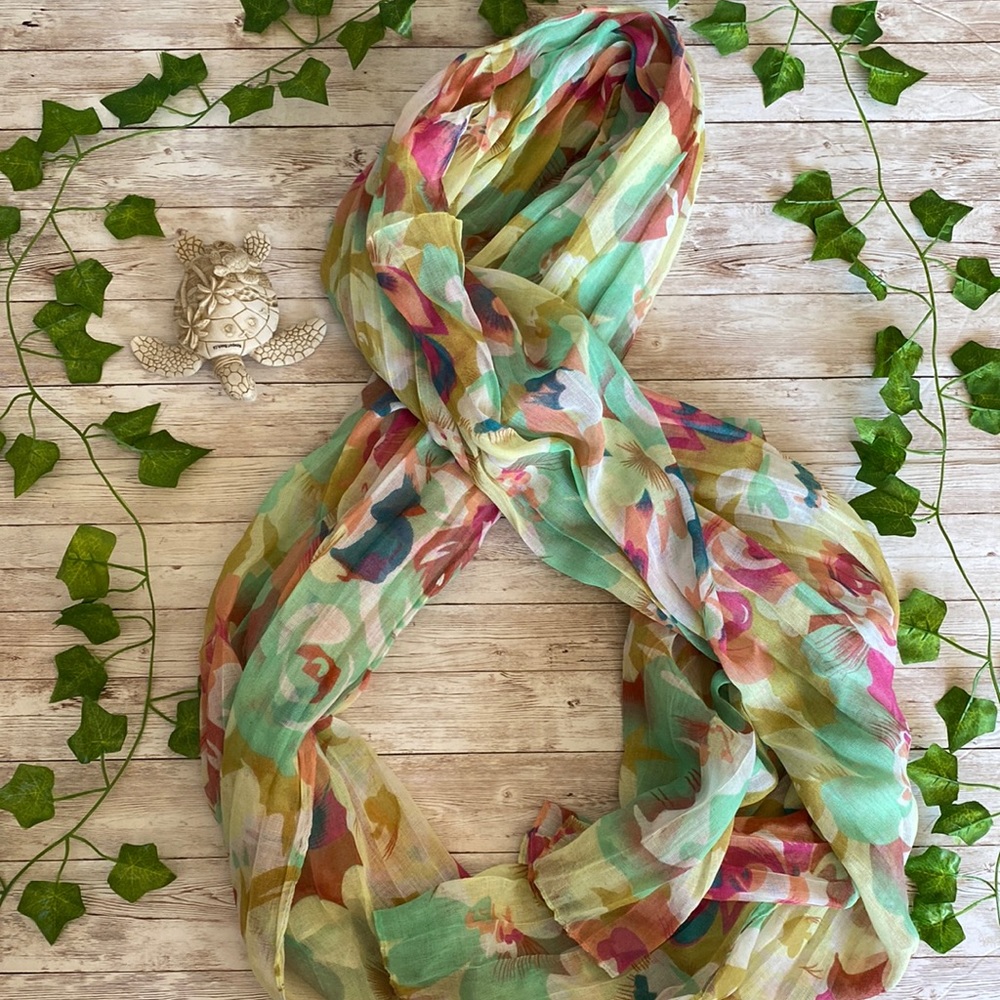 Sarong / wrap/ scarf